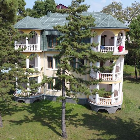 Marshal Resort 科布列季 外观 照片