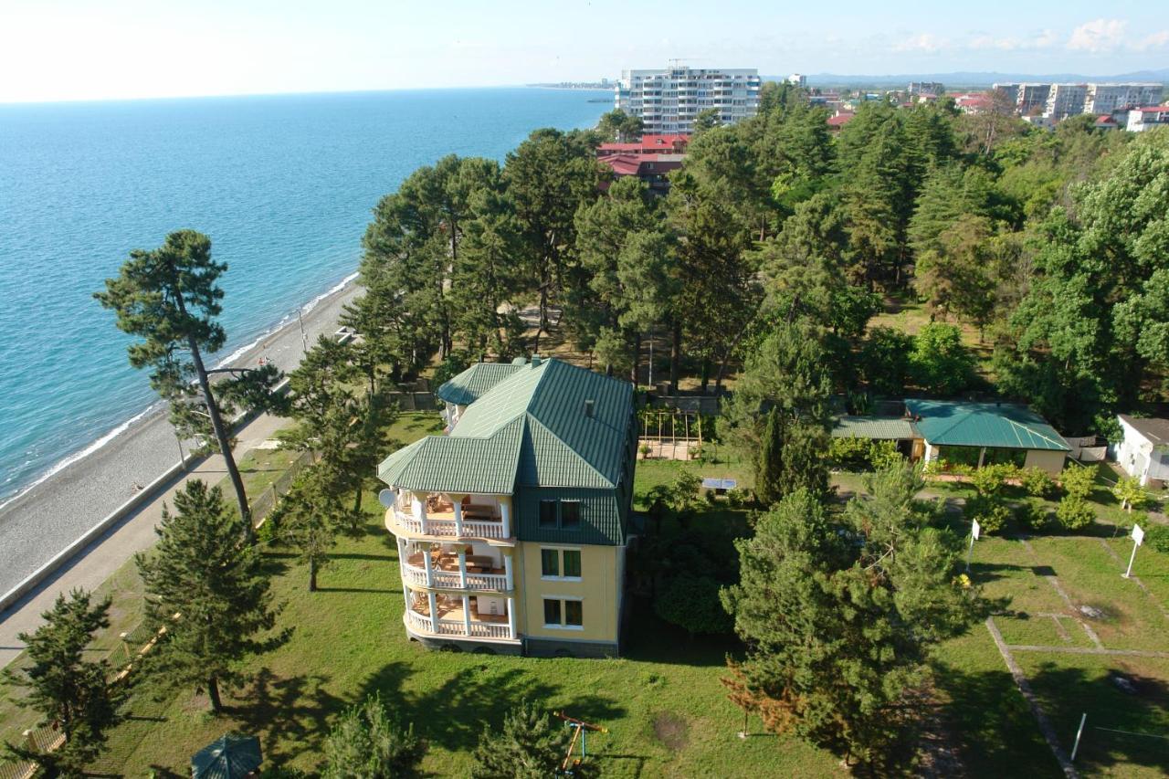 Marshal Resort 科布列季 外观 照片
