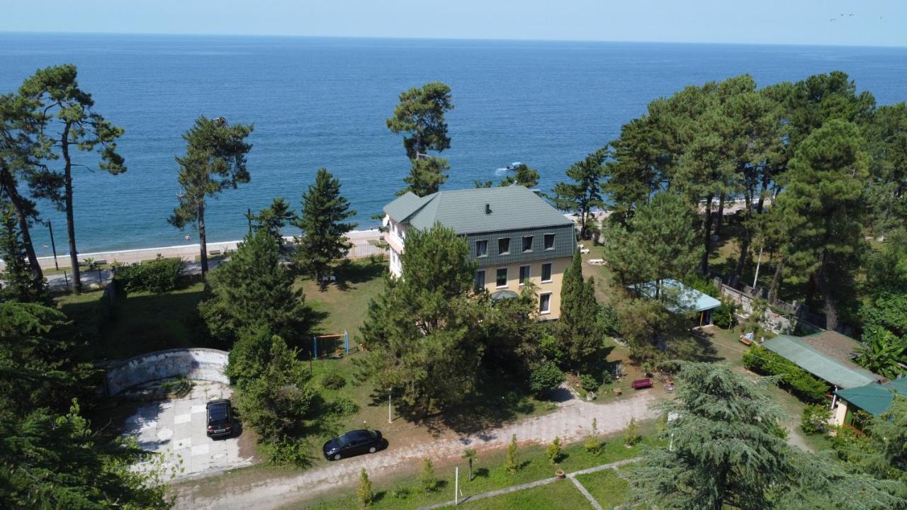 Marshal Resort 科布列季 外观 照片