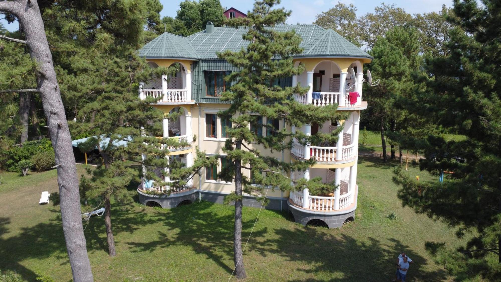Marshal Resort 科布列季 外观 照片