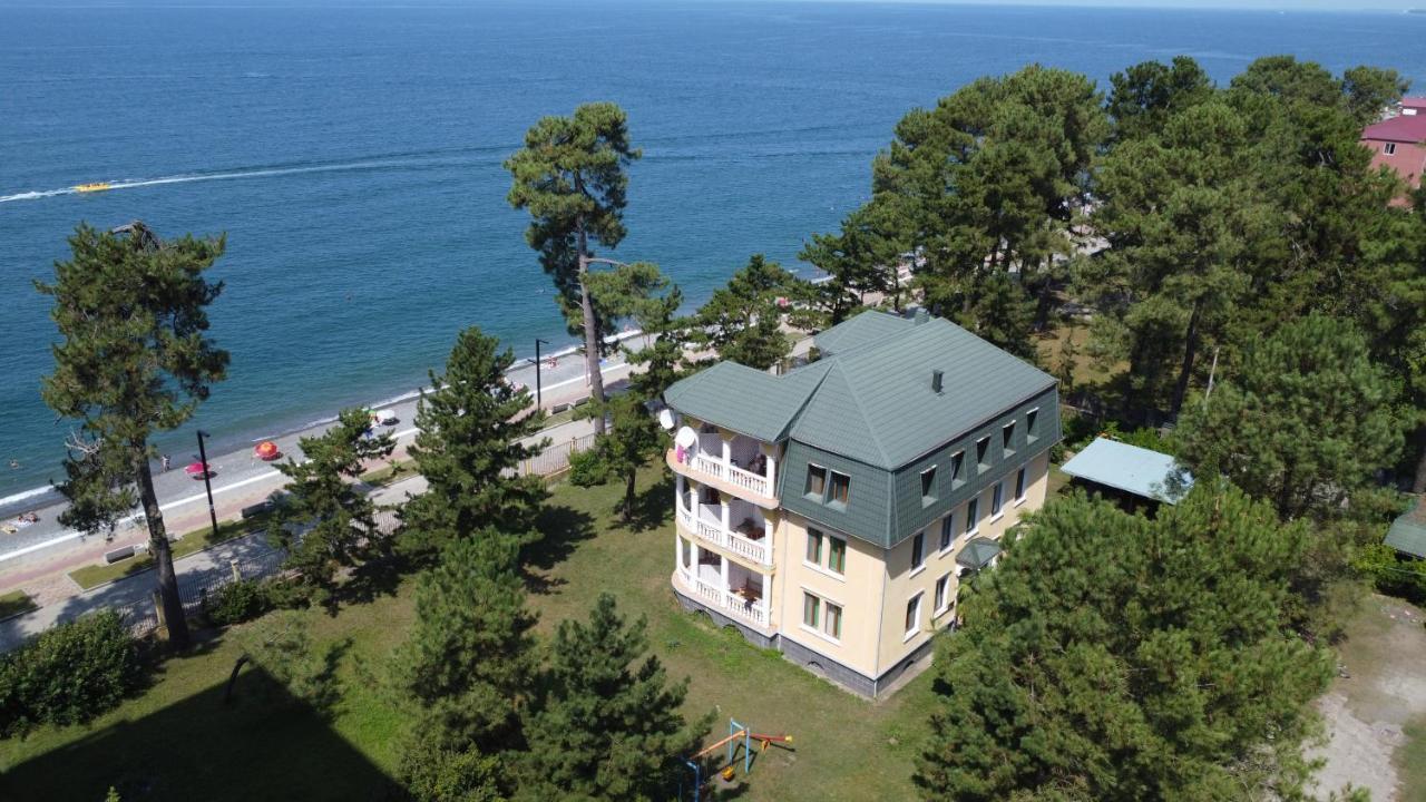 Marshal Resort 科布列季 外观 照片